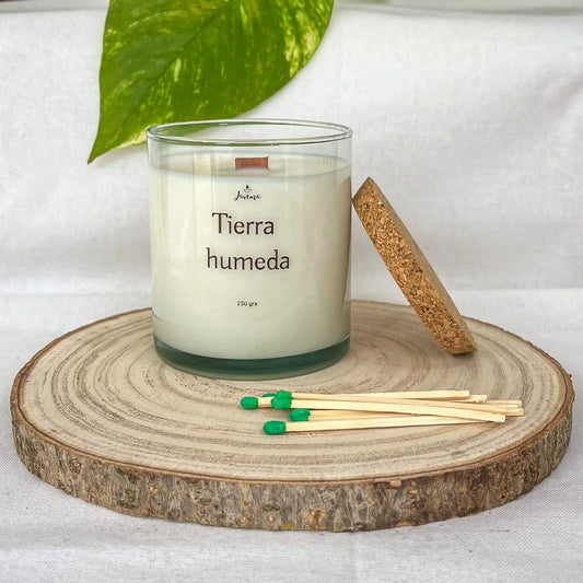 Vela Tierra Húmeda 250 g con Cerillas