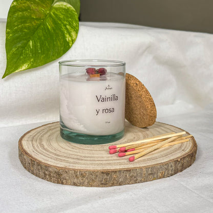 Vela Esencial de Vainilla y Rosa