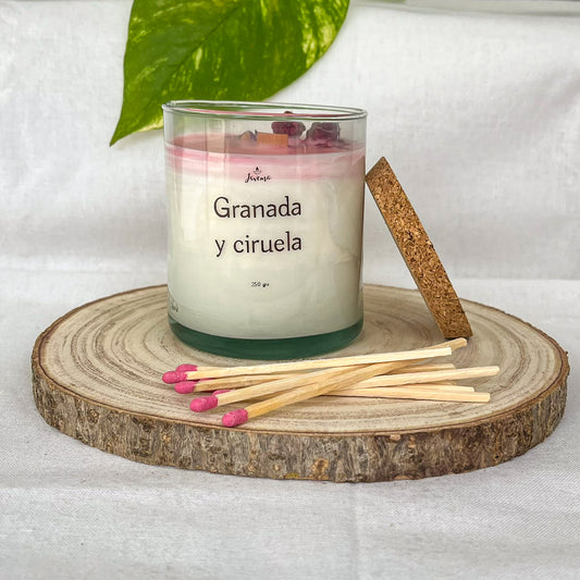 Vela Soja 250 g con Cerillas – Granada y Ciruela