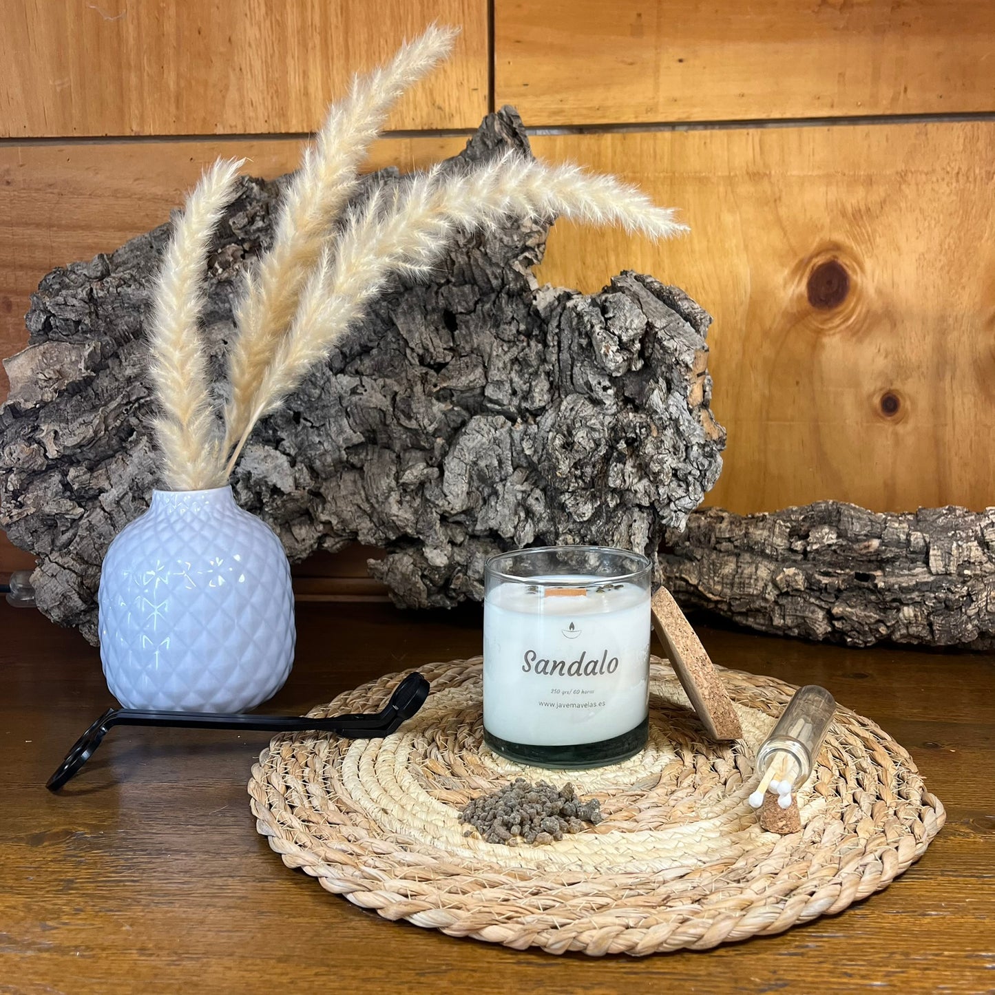 Vela Esencial Sándalo – Tierra y Conexión