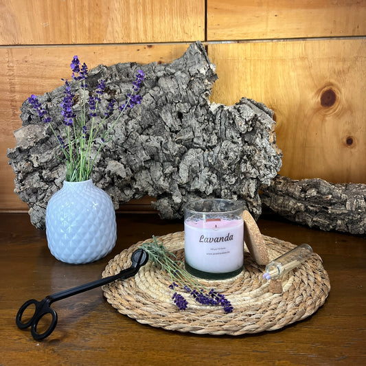Vela Esencial Lavanda – Descanso y Equilibrio