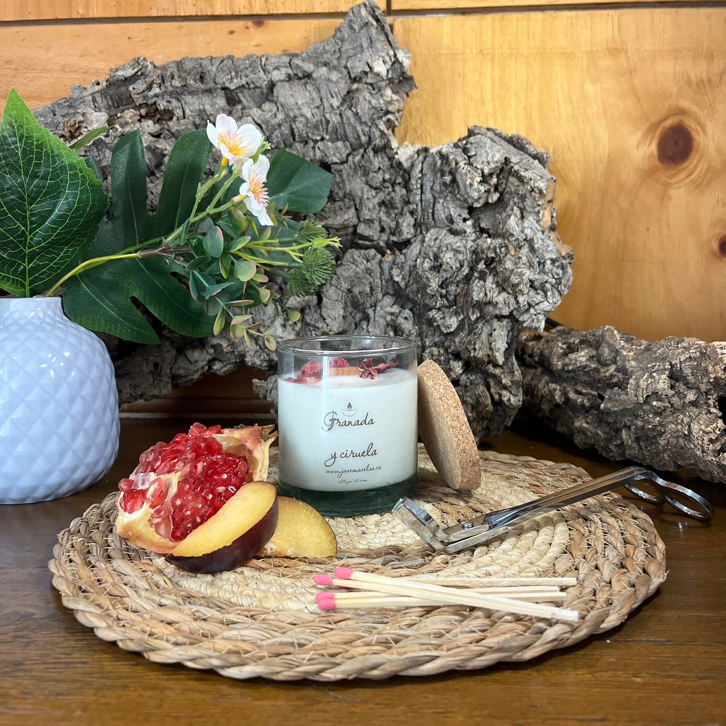 Vela Esencial Granada y Ciruela – Pasión y Energía