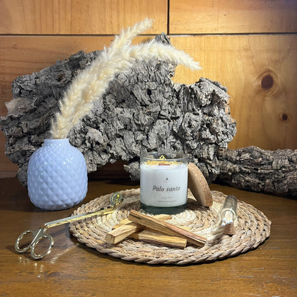 Vela Esencial Palo Santo – Energía y Limpieza