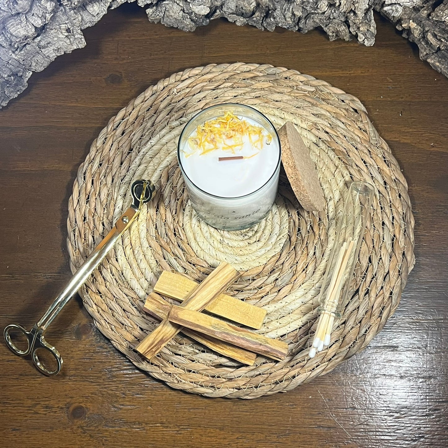 Vela Esencial Palo Santo – Energía y Limpieza