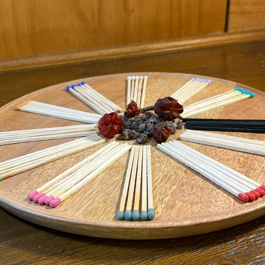 Botecito de cerillas de colores